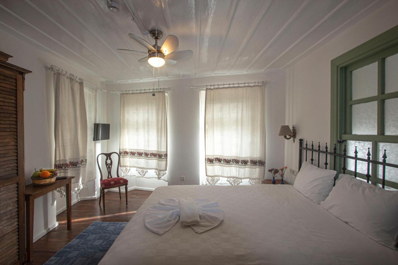 Opus 1910 Otel Ayvalı Dış mekan fotoğraf