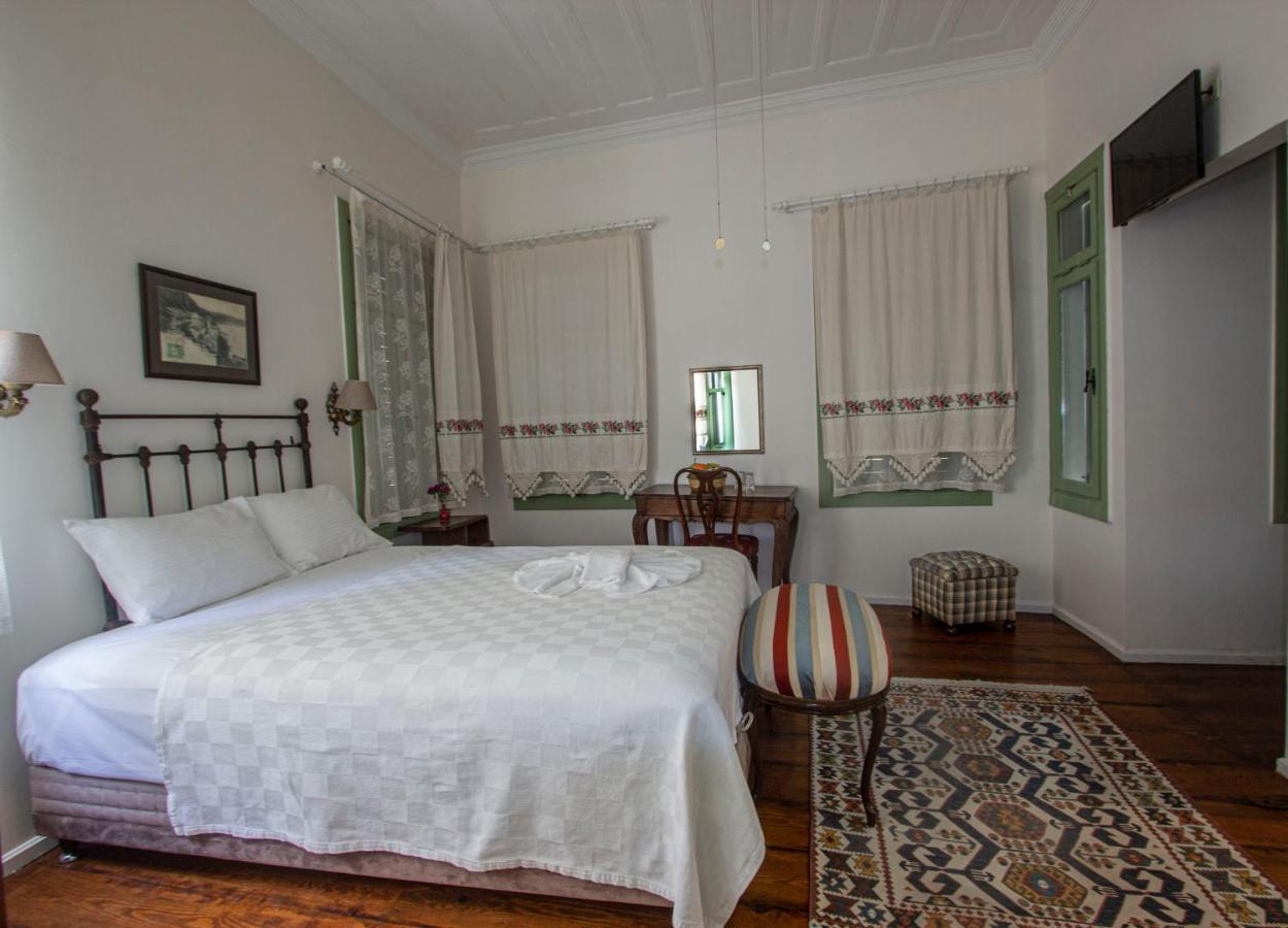 Opus 1910 Otel Ayvalı Dış mekan fotoğraf