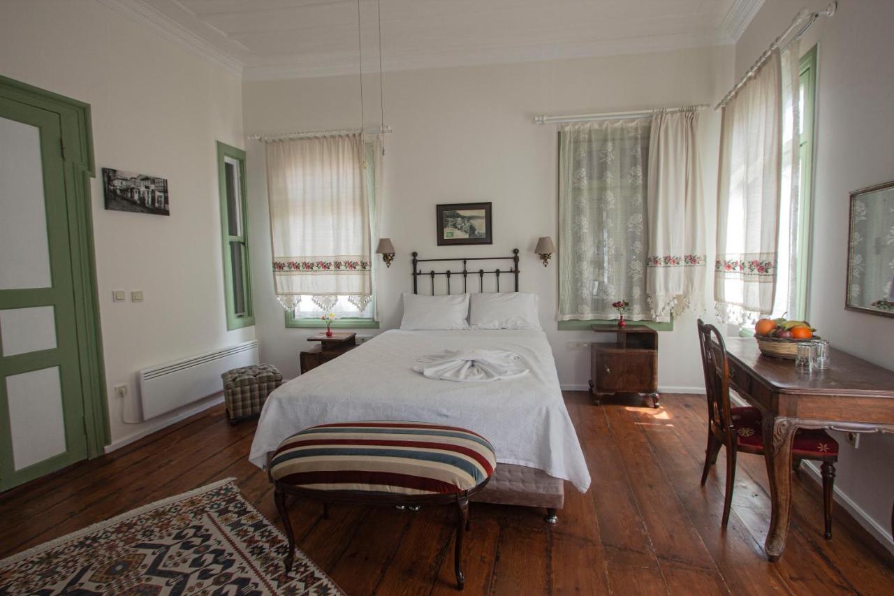 Opus 1910 Otel Ayvalı Dış mekan fotoğraf