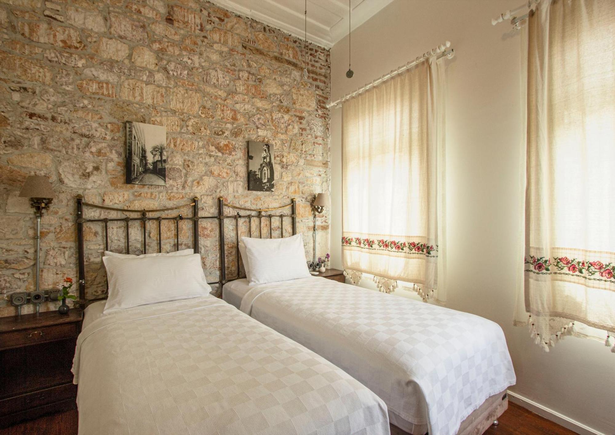 Opus 1910 Otel Ayvalı Dış mekan fotoğraf